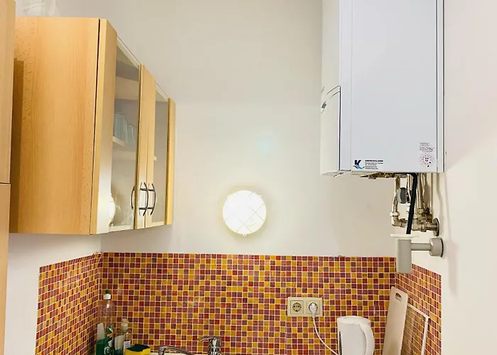 Апартаменти Stylish Flat With 2 Double Beds For 4 People 15a *